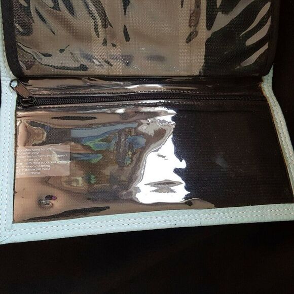 Womens Trifold Aqua Blue Wallet 8" Wide Zipper Pockets Pebbled Faux Leather - Picture 6 of 7